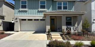 5BR/3BA in One Lake, Fairfield with Solar – $4,299/mo Gallery 1