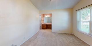 Spacious 3 Bedroom Home with Sunroom & Large Backyard Gallery 22