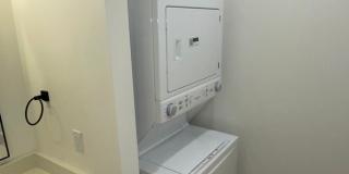 Forest Ave - Luxury Off-Campus Housing! Gallery 10