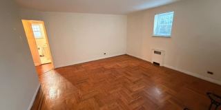 1843 Yates Avenue Gallery 1