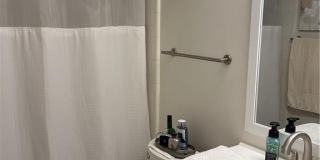 800 Mallery Street Gallery 16