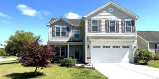 Minutes to the Beach! Conveniently located between Jacksonville & Wilmington Gallery 1