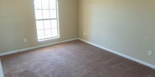 Five Bedroom Home with attached garage-Available Now!!!! Gallery 13