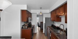 2523 Robinson Place Gallery 2