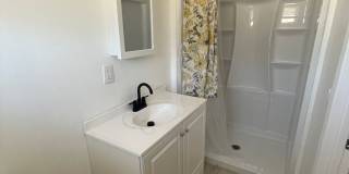 4 bedroom 2bathroom Home Available now! Gallery 14