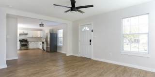 Renovated 3-Bedroom Home in Edison Gallery 5