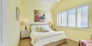 10477 N 101st Place Gallery 33