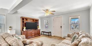 320 Ocean Park Avenue Gallery 7