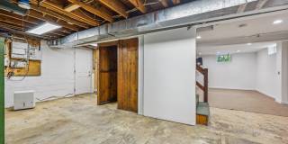 212 FREDERICK Avenue S Gallery 63