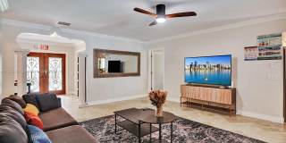 1049 N Southlake Dr Gallery 15