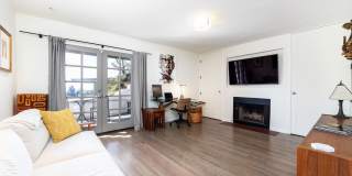 1761 N Orange Grove Ave Gallery 16