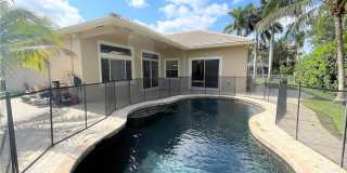 2662 SW Newberry Court Gallery 2