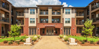 Fountains Matthews Gallery 18