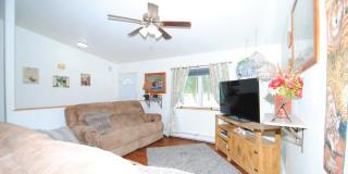 3 Bed / 2 Bath / 2 Car Garage Ranch Style Home Gallery 5
