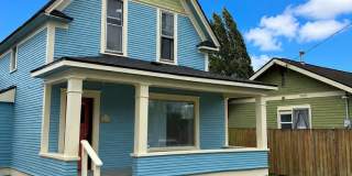4 Bedroom, 1 Bedroom Home for Rent Gallery 1
