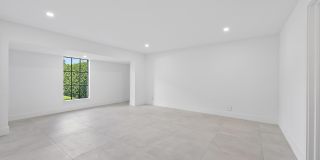 391 W Riverside Drive Gallery 36
