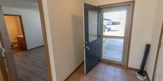 3bed/2ba single family home - great location! Gallery 4