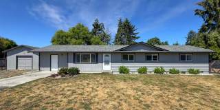 Spacious Rambler for Lease Gallery 1