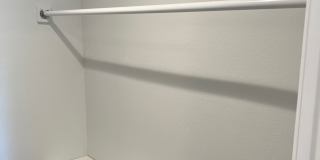 Newly renovated 2 bed x 1 bath on top floor in Kirkland! Gallery 16