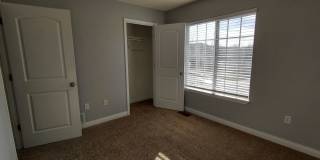 Home near FLW! Gallery 8