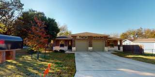 Gorgeous duplex in Harker Heights with STAINED CONCRETE FLOORING THROUGHOUT! Gallery 1