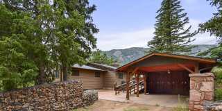 Mountain Life & Views- 4 bed 2 bath Gallery 1