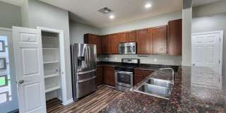 Beautiful Single Story 3 Bedroom close to Cadence Gallery 15