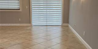 3215 NE 184th St Gallery 16