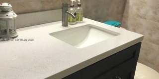 10794 N Kendall Dr Gallery 8