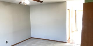 2 Bed Apple Valley Townhome Available NOW! Gallery 32