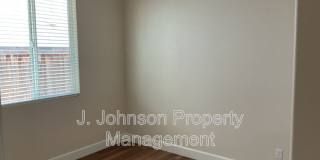 644 Albany St Gallery 6