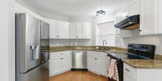4905 Knightsbridge Way Gallery 9