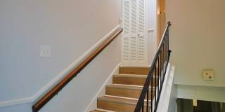nice renovated 4 Bed 3 Bath Gallery 42