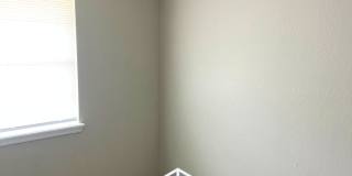 913 Royal Ln Gallery 8