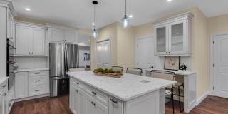 447 W Park Avenue Gallery 12