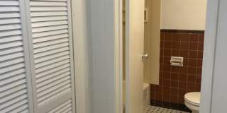 5424 Fifth Avenue Gallery 242