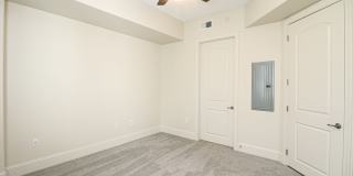 Piedmont Row Condo! Gallery 10