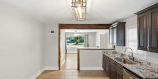 Move-in Ready 3 Bedroom Ranch Home in Eastway Park Gallery 19