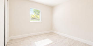 Newly Renovated 3/1 Single Family Home with Bonus room Gallery 8