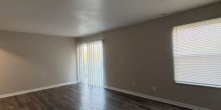 Remington On Rockville Living Gallery 21