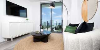Magnus Brickell Gallery 18