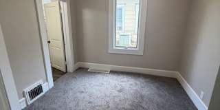 3 Bedroom One Bath! Gallery 8