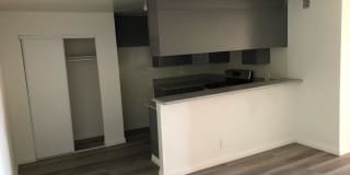 1809 N Berendo St Gallery 3
