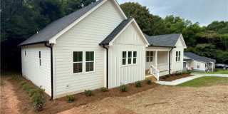 294 Moreland Avenue Gallery 3