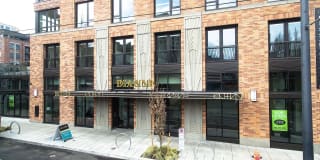 The Dianne Apartments Gallery 16