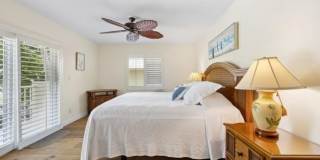 3000 Gulf Shore Blvd N unit: 207 Gallery 18