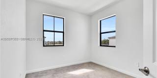 13033 SW 233rd Ter Gallery 16