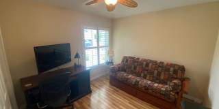 Beautiful Over Sized TURNKEY SEASONAL 2 bed 2 bath Rental on Golf Course in Polo Ridge Gallery 16