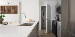 Lakeside Apartments Gallery 32