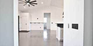 1495 Oxbow Gallery 20